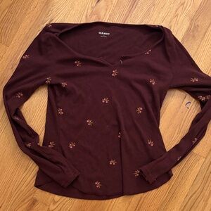 Old Navy Women's Maroon Floral Blouse